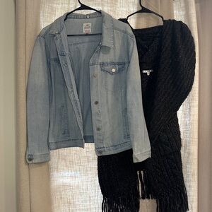 SUPER COMBO: Classic Denim Jacket & Black-Gray Poncho.